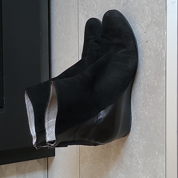 Aquatalia Suede and Leather Wedges - Picture 2 of 14